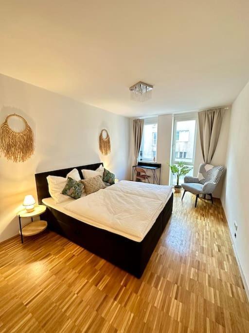 3-Room Vienna Centrale Suite Extérieur photo