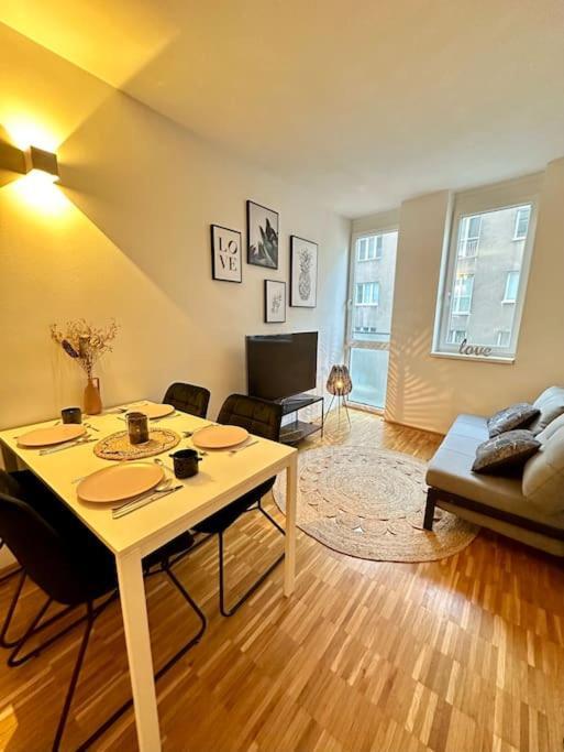 3-Room Vienna Centrale Suite Extérieur photo
